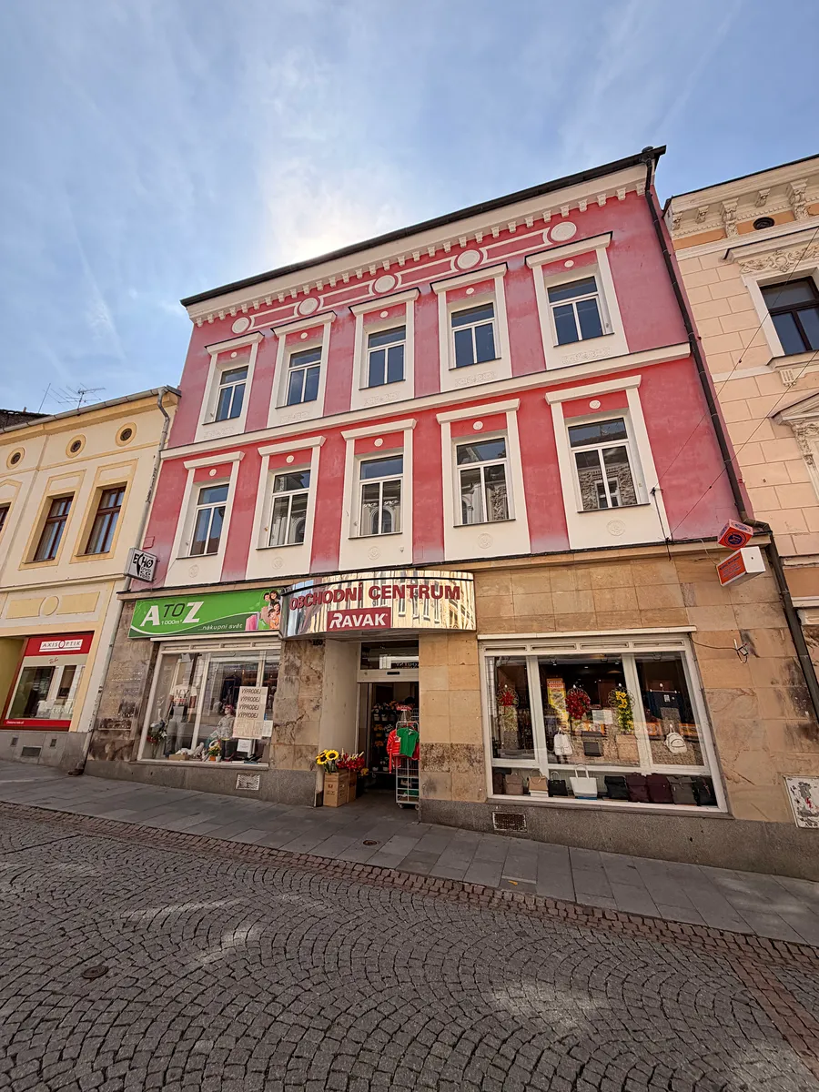 Prodej obchodního prostoru 3386 m²